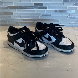 Nike dunks low black and white 12c